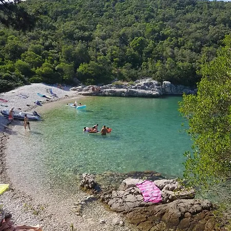 펜션 Vikend Kuca Za Odmor U Peruskom..istra..5 Min Pjesice Od Mora